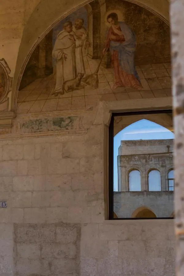 Chiostro Dei Domenicani - Dimora Storica Lecce 4*,